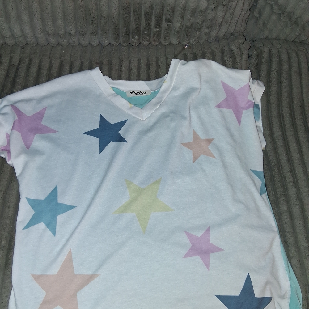 Haptics White Star Print V-Neck Tee